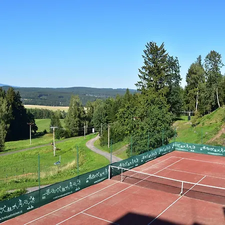 In Dolni Brusnice Near Lift, Cleaning Included Hébergement de vacances